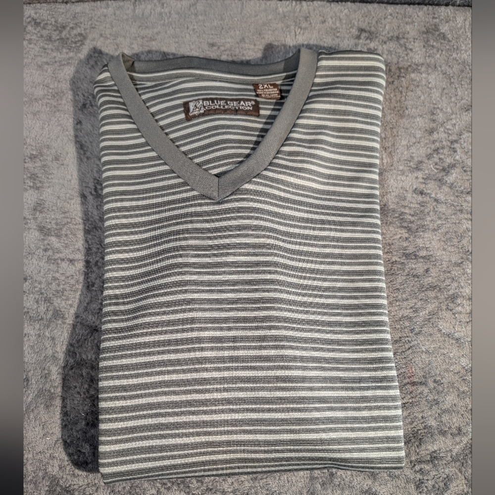Blue Gear Men's V-Neck Shirt Size 2XL Gray/White Stripe Lightweight Textured